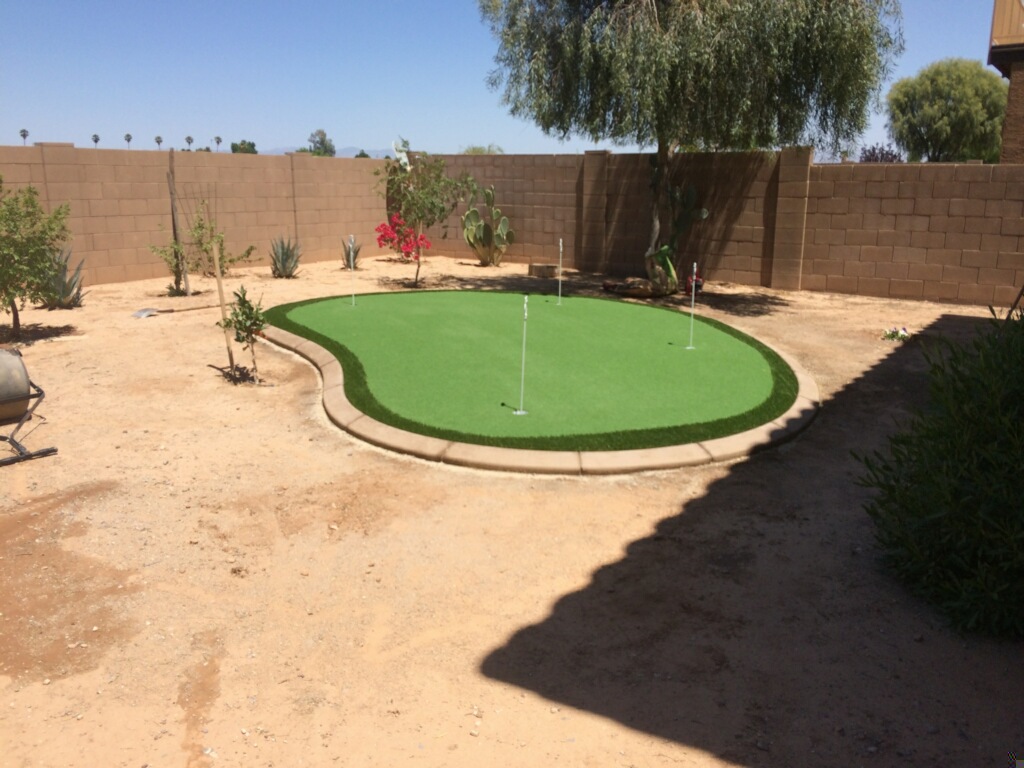 San Tan Valley Backyard Putting Green Installation Experts