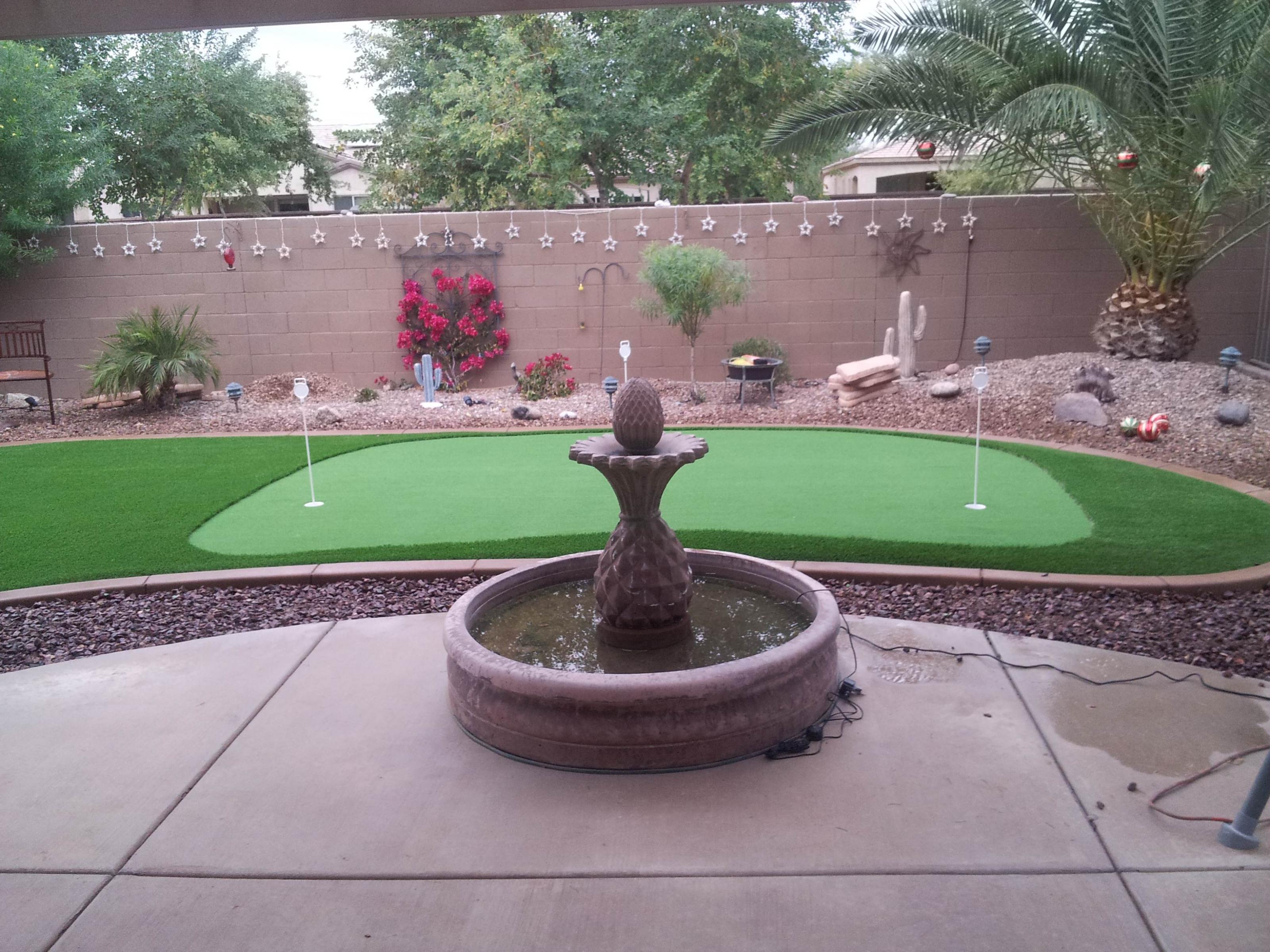 Fake Grass Vs. Natural Sod. San Tan Valley Artificial Turf