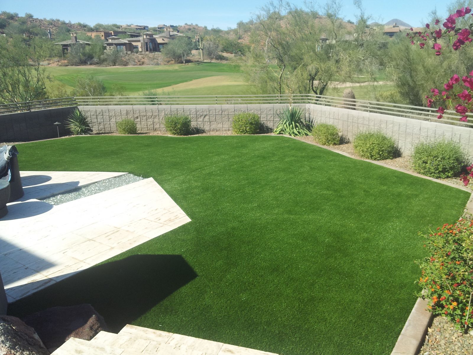 Artificial Turf Vs. Natural Sod. San Tan Valley Fake Grass